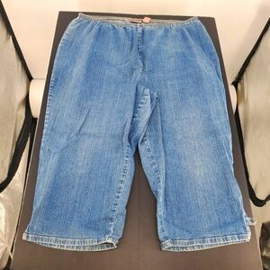 Croft & Barrow Woman's 2X Blue Denim Pull-On Capris Elastic Waist Stretch Pants